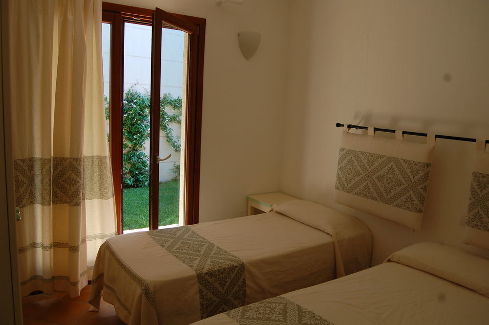 Le Saline Palau Villa Exterior photo
